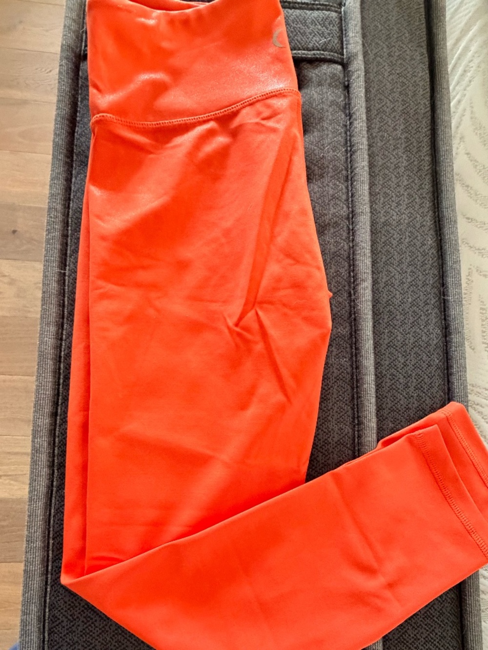 Zyia Tangerine Metallic Plus LNT 7/8 size 4S
